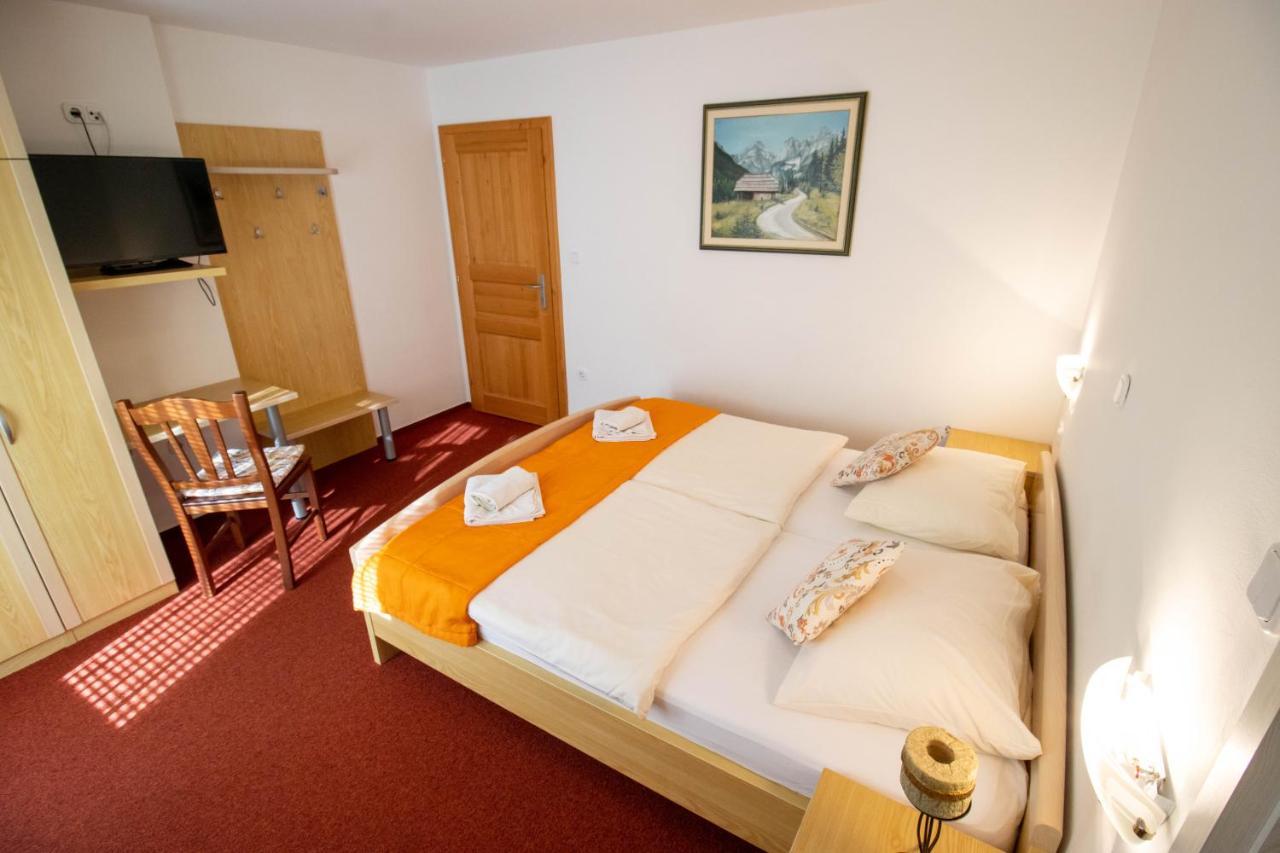 Rooms Cvitar - Center Kranjska Gora Ngoại thất bức ảnh